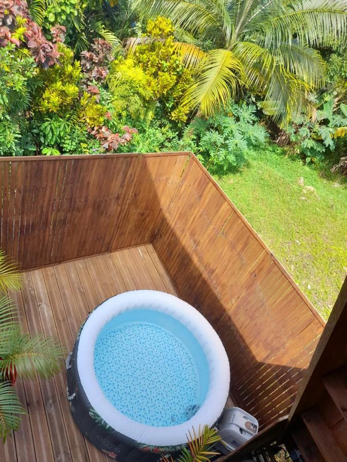 Charmant Chalet Avec Jacuzzi, L'Ile O Vert Saint-Philippe Exterior foto