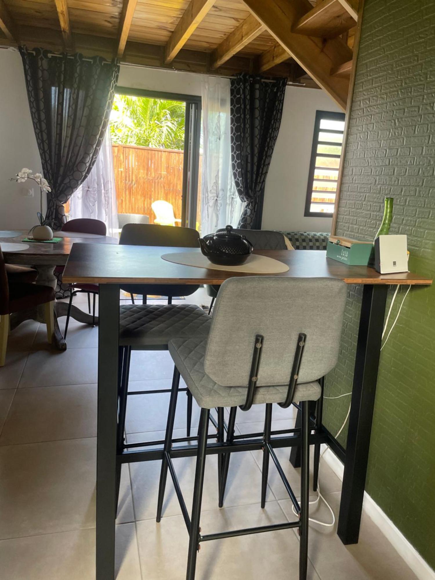 Charmant Chalet Avec Jacuzzi, L'Ile O Vert Saint-Philippe Exterior foto